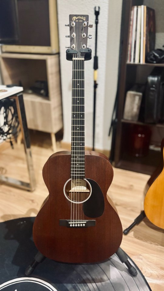 Cambio lote (Fender Amp & Guitar + Martin + Peavey USA) por ACÚSTICA DE GAMA ALTA