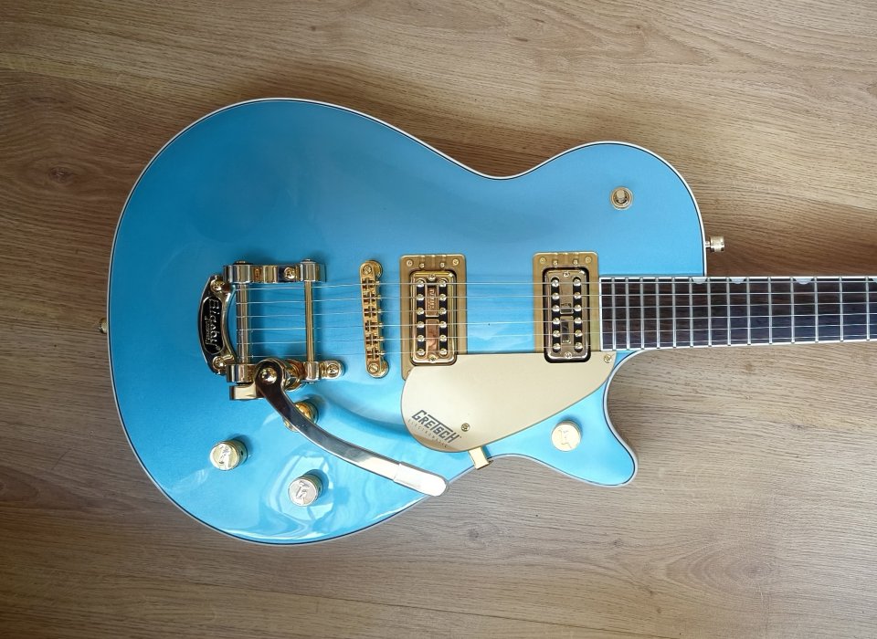 Gretsch Electromatic Pristine Jet Mako Ltd Edition. Impresionante, nueva. de segunda mano · Foto 1 de 10 · Badajoz · 525 €