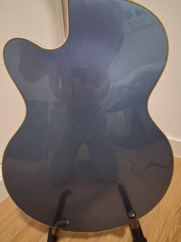 Gretsch G5655TG Electromatic® Center Block Jr. Single-Cut with Bigsby® and Gold Hardware Model: 2509700566