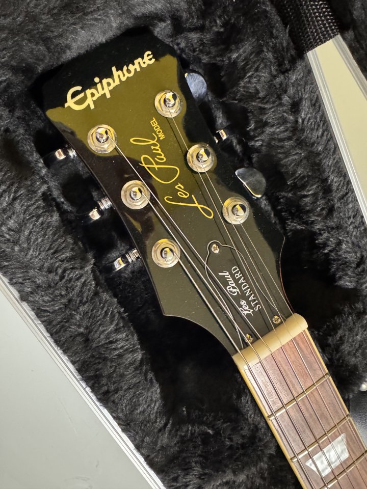 Epiphone Les Paul Standard Gold Top de segunda mano · Foto 2 de 8 · Madrid · 1150 €