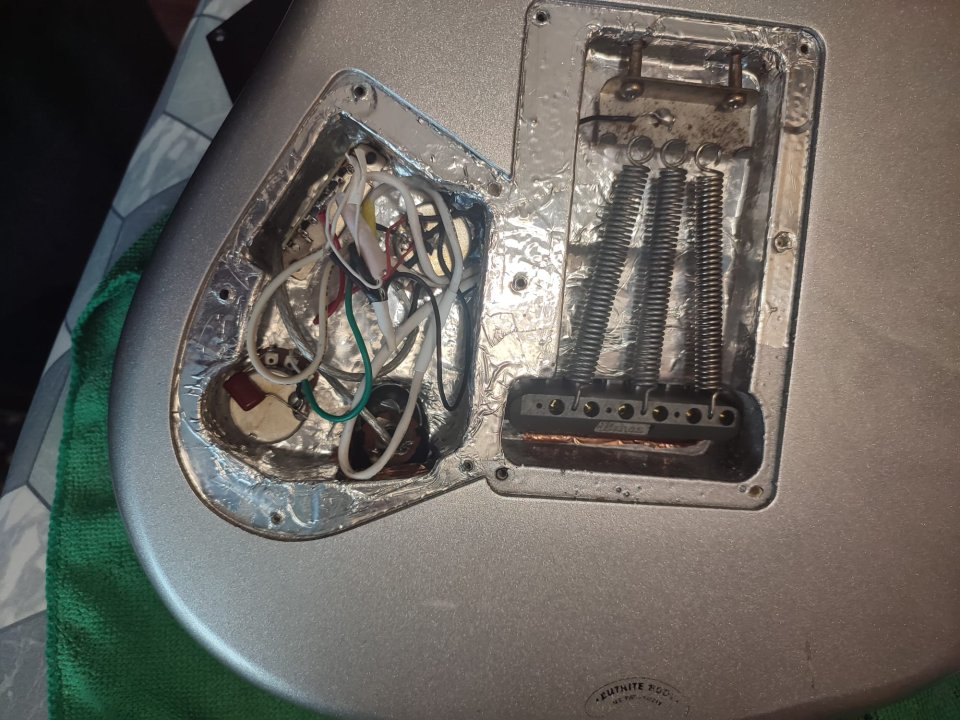Ibanez Ergodyne EDR 170 EX de segunda mano · Foto 3 de 10 · Araba · 325 €