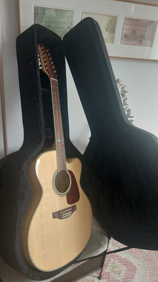 Guitarra Takamine GJ72CE -12