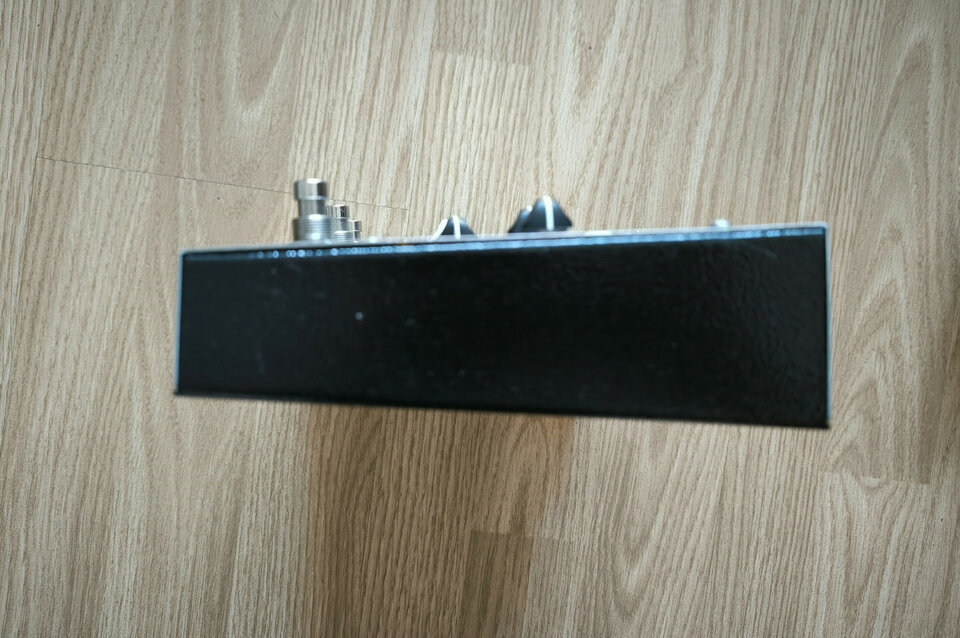 Pedal de efectos Electro Harmonix HOG 2