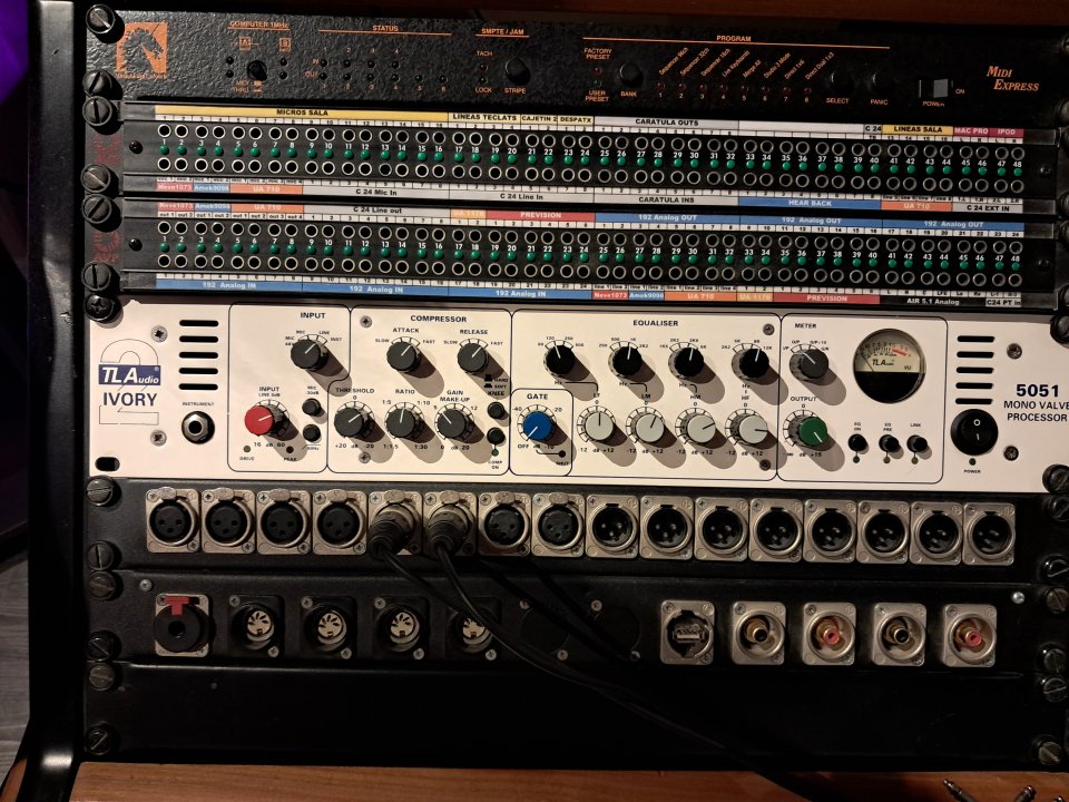 TLA Audio Ivory 5051 – Canal de audio profesional