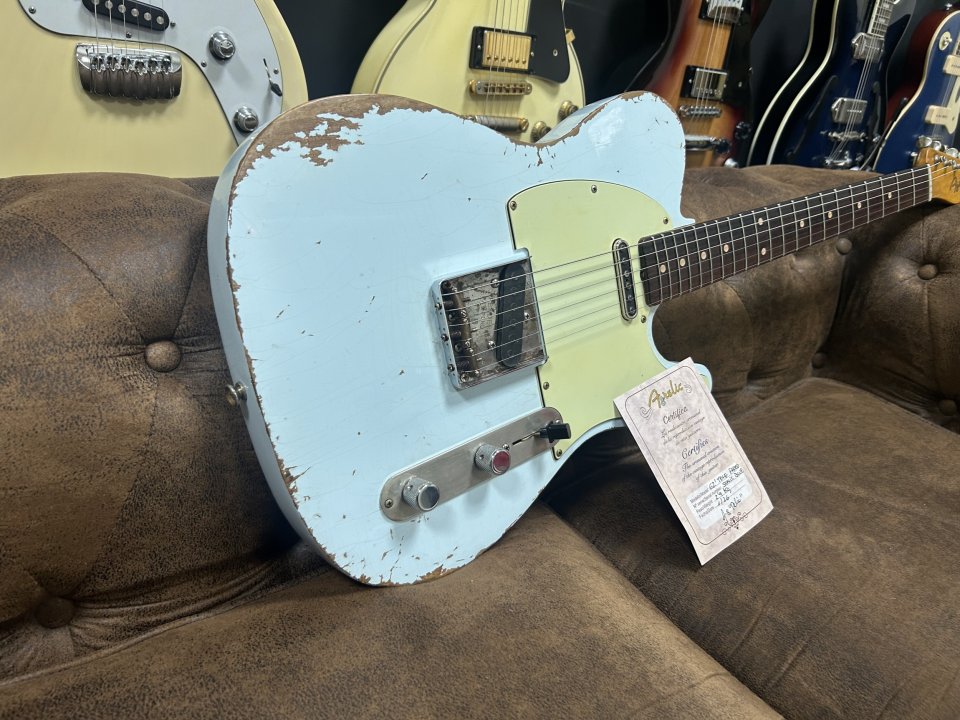A8 relic Telecaster 60
