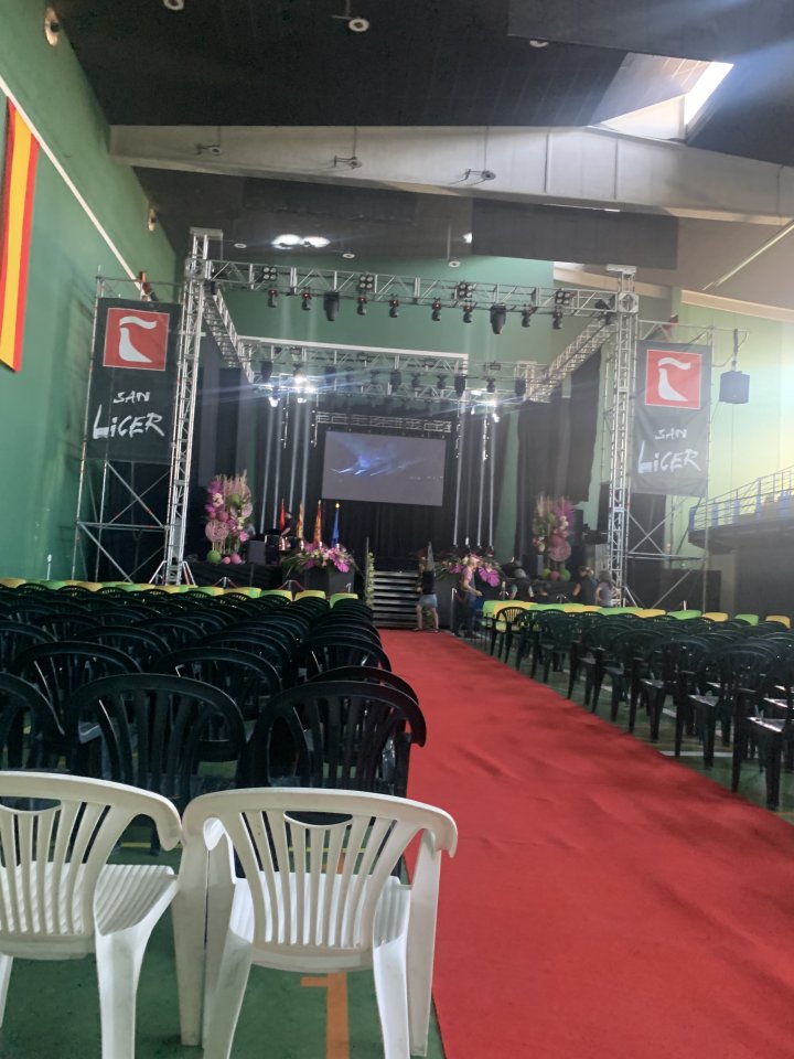 Estructura ground support de 52 x  52 , 4 TN