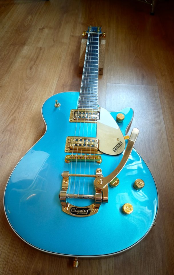 Gretsch Electromatic Pristine Jet Mako Ltd Edition. Impresionante, nueva. de segunda mano · Foto 6 de 10 · Badajoz · 525 €