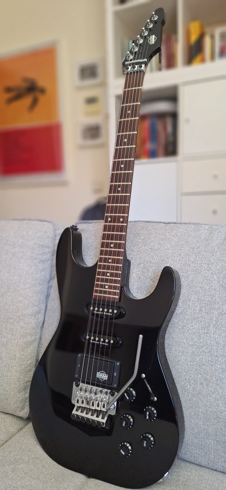 Shadow SH2 - Superstrat HSS con Floyd Rose - Made in Germany años 90 de segunda mano · Foto 2 de 8 · Madrid · 300 €