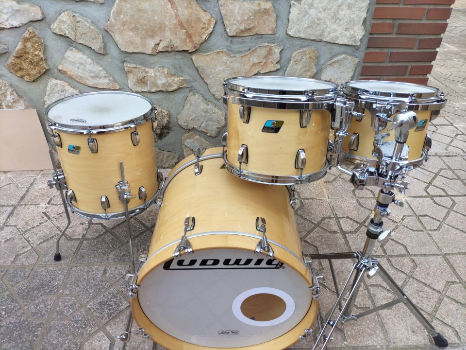 ** Ludwig Classic Maple USA**