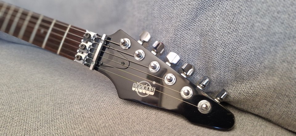 Shadow SH2 - Superstrat HSS con Floyd Rose - Made in Germany años 90 de segunda mano · Foto 3 de 8 · Madrid · 300 €