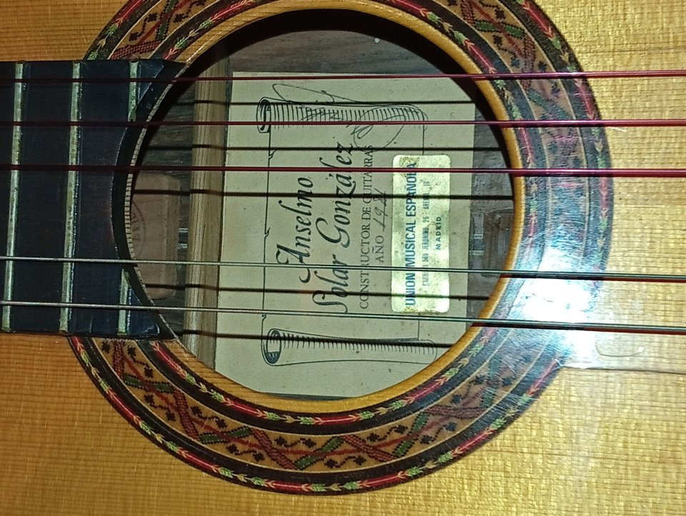Guitarra de Anselmo solar González de 1981 de segunda mano · Foto 4 de 10 · Madrid · 800 €
