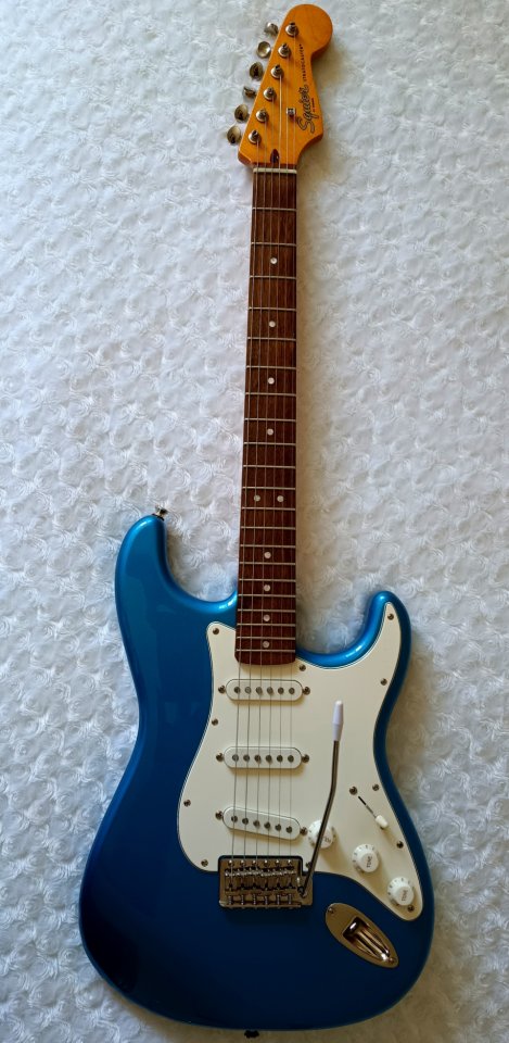 Squier CV 60s LPB (2023) impoluta de segunda mano · Foto 2 de 9 · Madrid · 270 €
