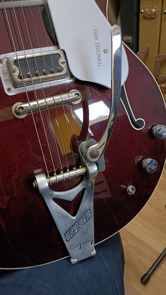 Gretsch Tennessee Rose