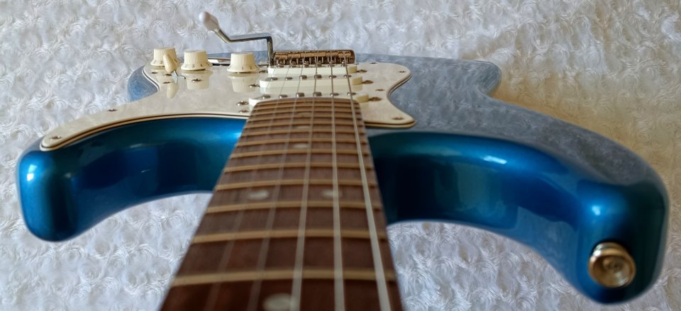 Squier CV 60s LPB (2023) impoluta de segunda mano · Foto 3 de 9 · Madrid · 270 €