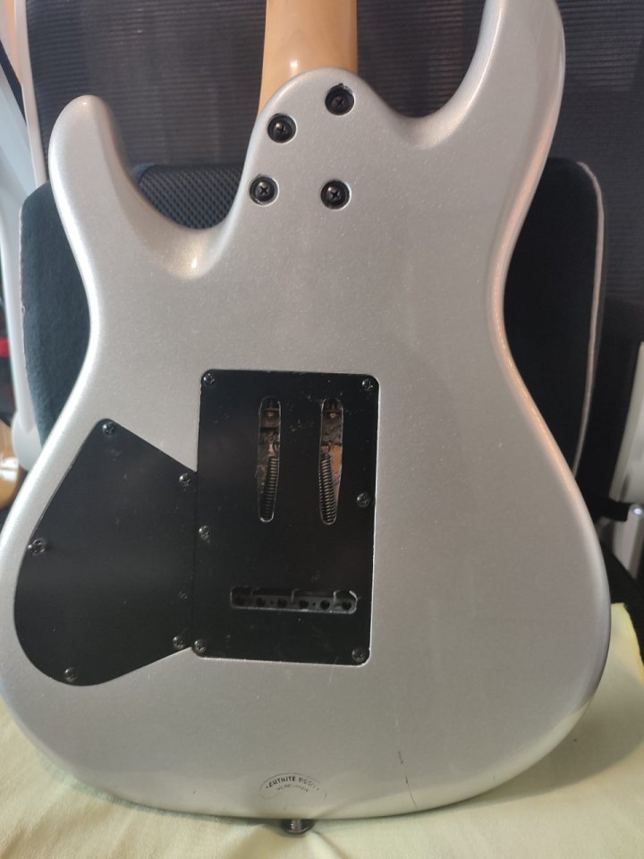 Ibanez Ergodyne EDR 170 EX de segunda mano · Foto 4 de 10 · Araba · 325 €