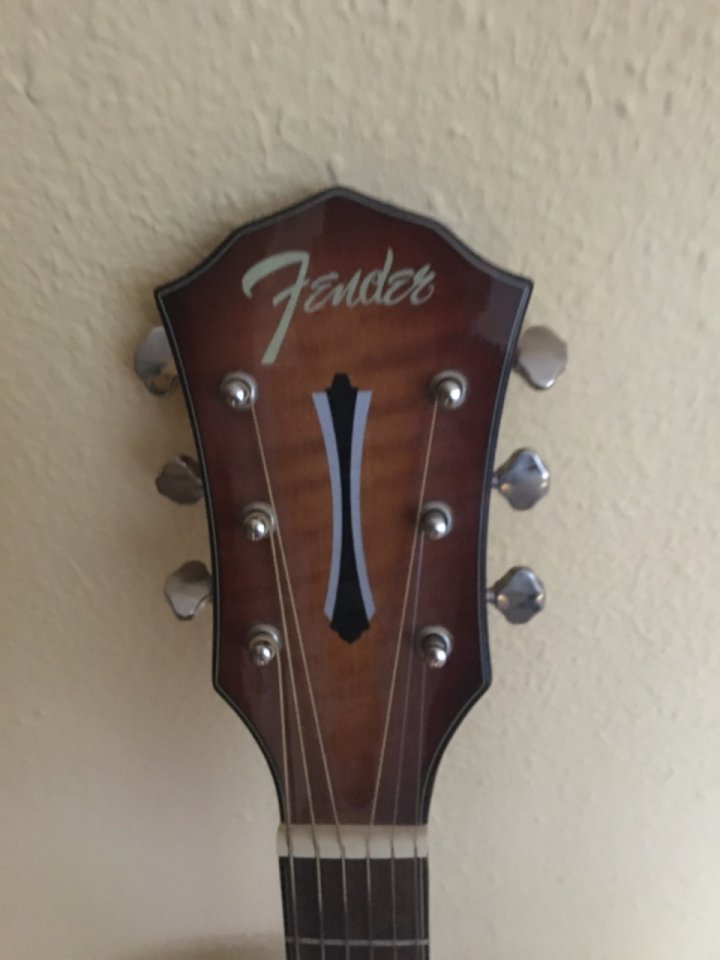 Fender Player II strat y FA-345 de segunda mano · Foto 4 de 6 · Madrid · 950 €