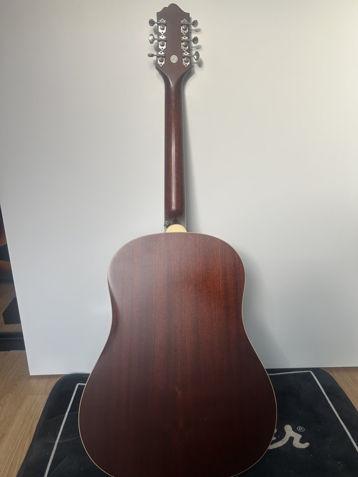 Epiphone Masterbilt J45 vintage sumburt