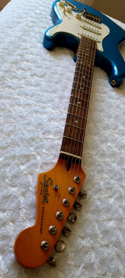 Squier CV 60s LPB (2023) impoluta de segunda mano · Foto 8 de 9 · Madrid · 270 €