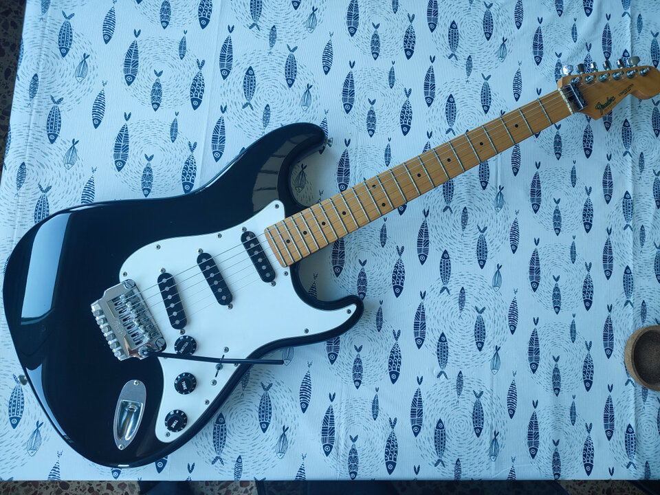 Fender Stratocaster MIJ (Made in Japan) 1985