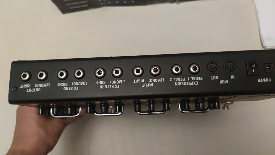 Line 6 m13 de segunda mano · Foto 3 de 5 · Badajoz · 190 €