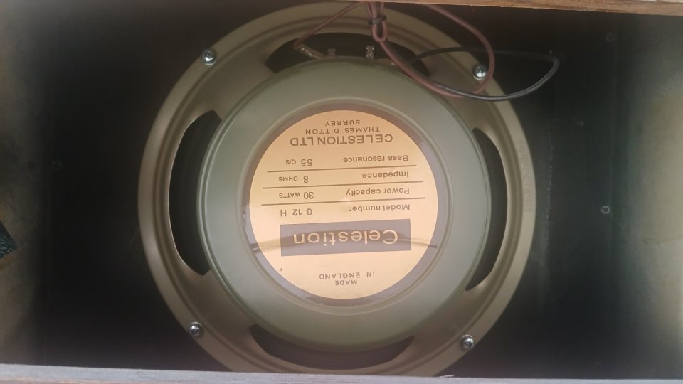 Celestion G12 H 55 hz de segunda mano · Foto 2 de 3 · Zaragoza · 110 €