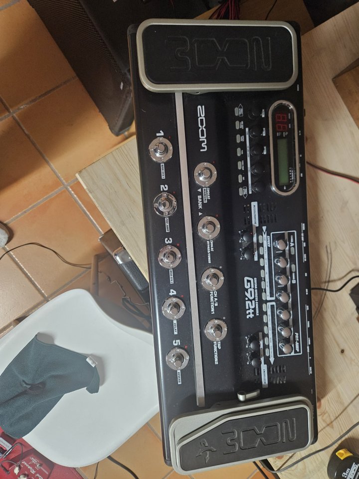 Zoom G9.2tt de segunda mano · Foto 1 de 5 · Alicante · 120 €
