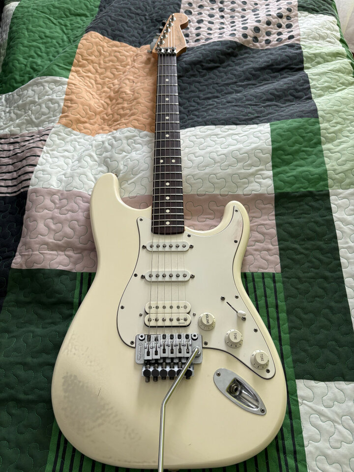 Fender Stratocaster Richie Sambora made in México