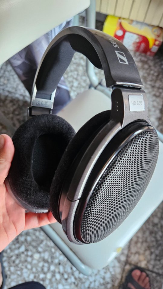 Auriculares Sennheiser 650 HD incluye Caja y Cable de segunda mano · Foto 3 de 7 · La Rioja · 300 €