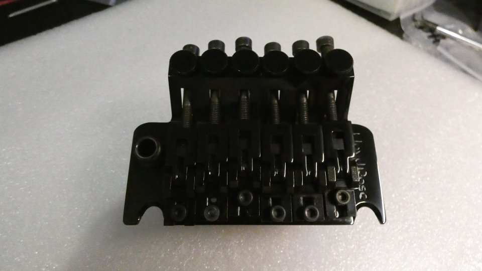 Puente Floyd Rose original Made in Germany negro FRT200