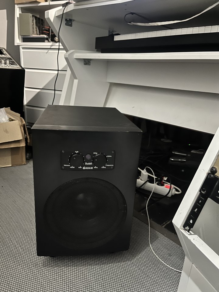 Adam sub8 subwoofer