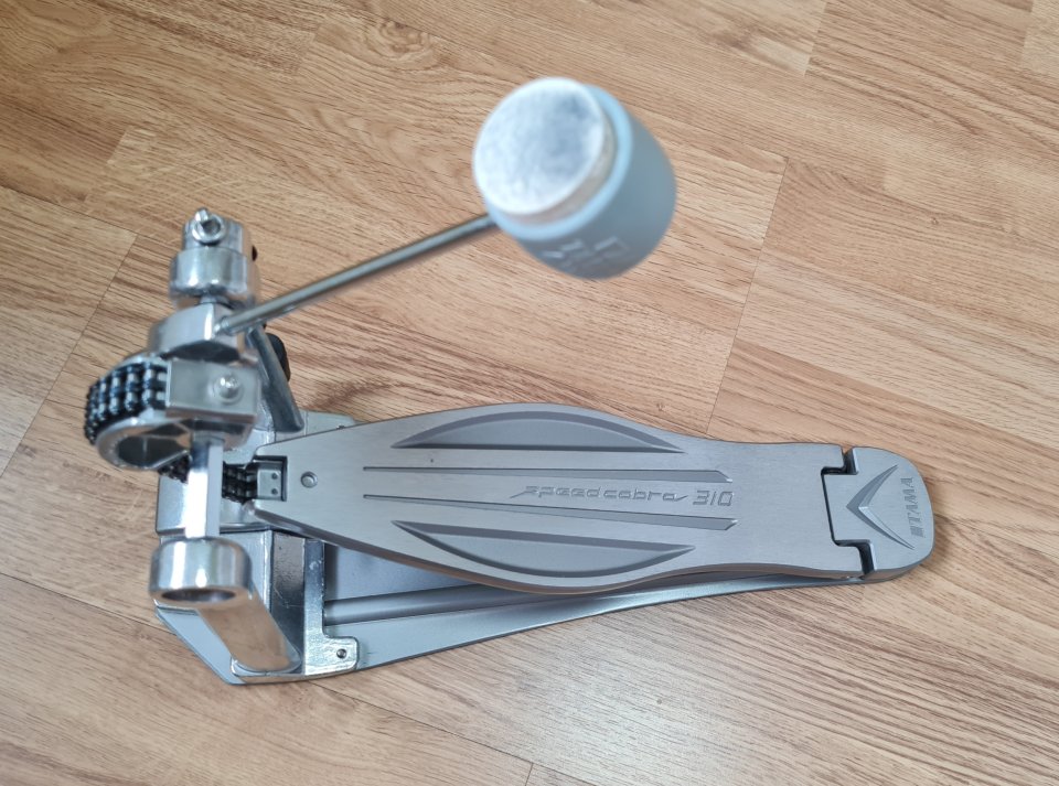 Pedal bombo Tama Speed Cobra HP310L de segunda mano · Foto 1 de 4 · Zamora · 60 €