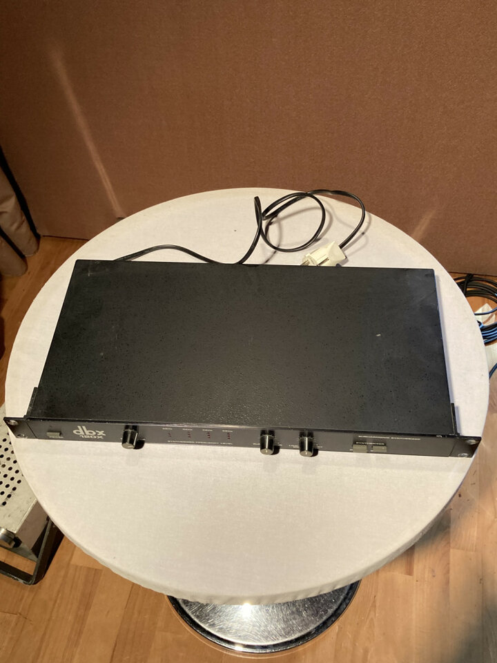 DBX 120x Subharmonic Synthesizer