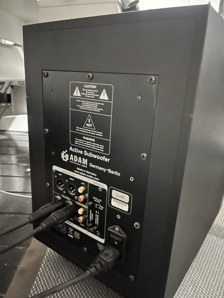 Adam sub8 subwoofer