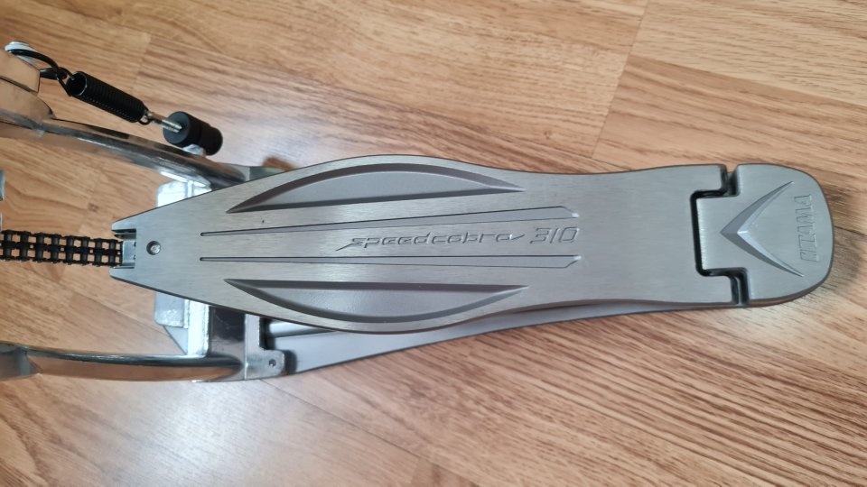 Pedal bombo Tama Speed Cobra HP310L de segunda mano · Foto 2 de 4 · Zamora · 60 €