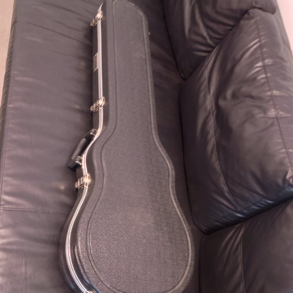 Guitarra eléctrica tipo les Paul de segunda mano · Foto 5 de 5 · Málaga · 180 €
