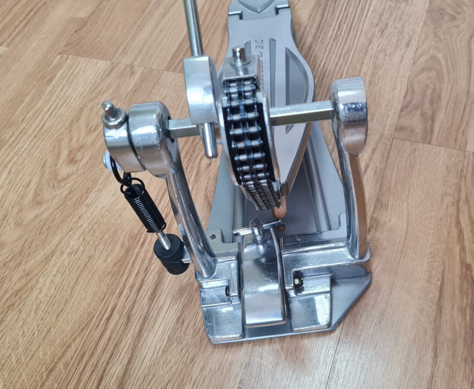 Pedal bombo Tama Speed Cobra HP310L de segunda mano · Foto 3 de 4 · Zamora · 60 €