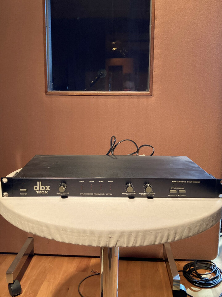 DBX 120x Subharmonic Synthesizer