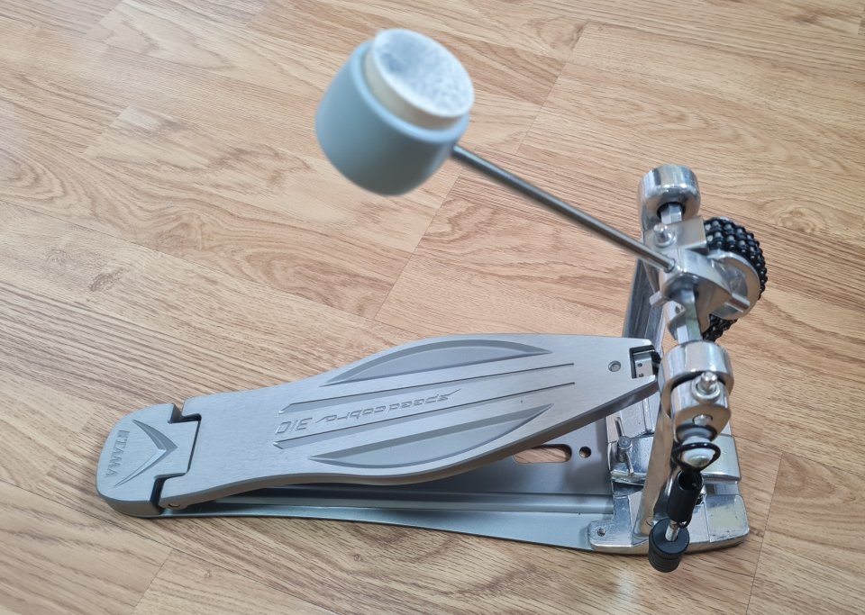Pedal bombo Tama Speed Cobra HP310L de segunda mano · Foto 4 de 4 · Zamora · 60 €