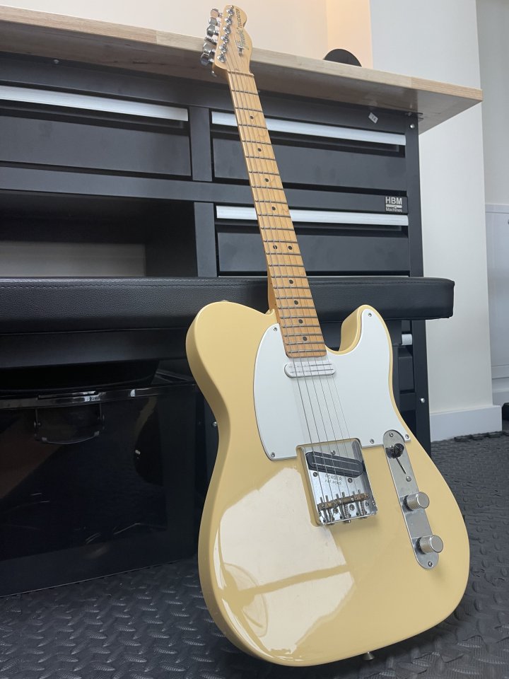 Fender American Performer Telecaster 2022 de segunda mano · Foto 1 de 8 · Cantabria · 650 €