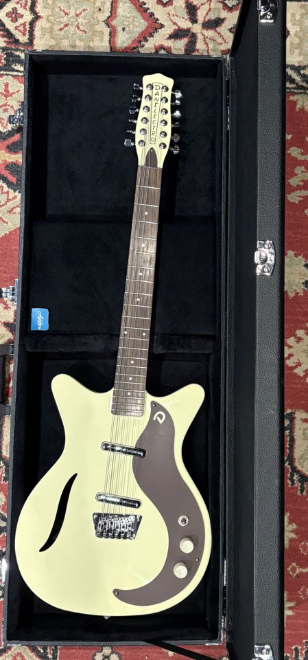 Danelectro 59 Vintage 12 String de segunda mano · Foto 1 de 8 · Lleida · 475 €