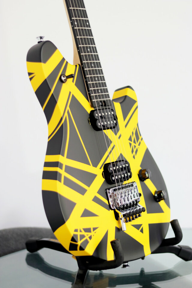 EVH by Fender Wolfgang Special Striped Black and Yellow (envío incluido)