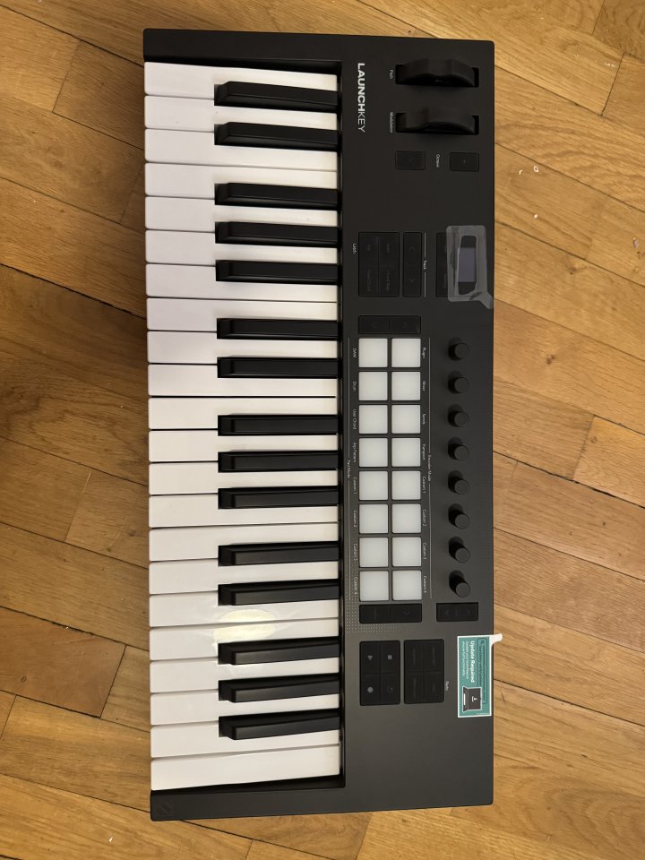 Launchkey 37 MK4
