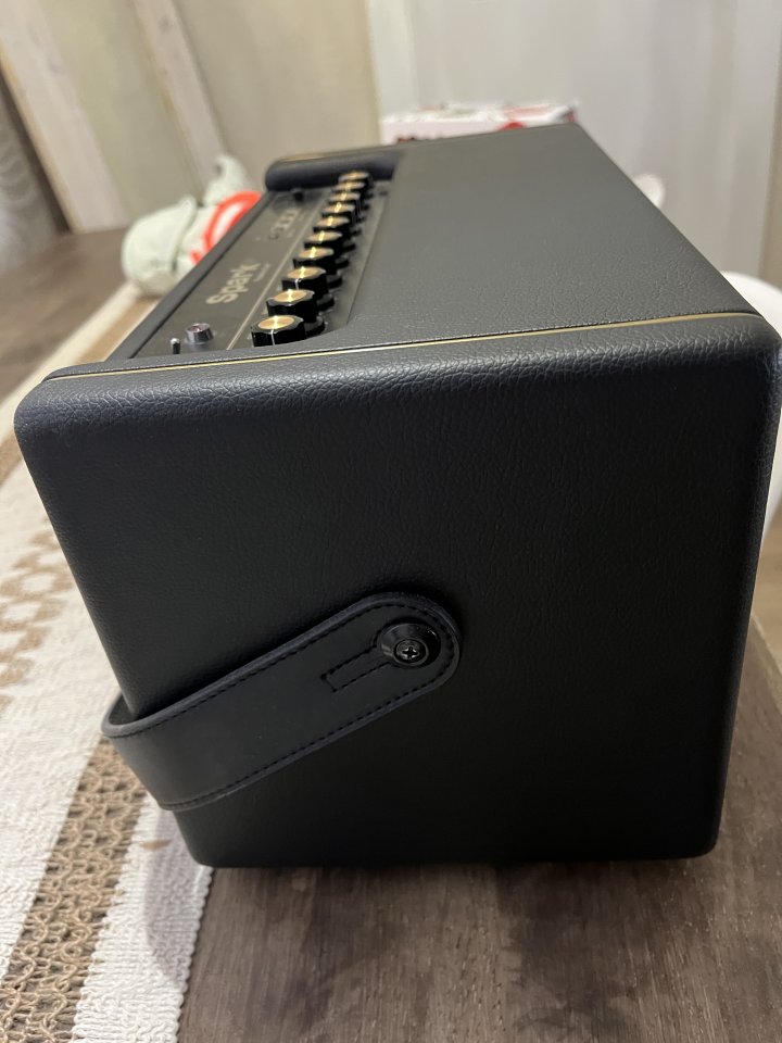 Amplificador Positive Grid Spark 40 con bolsa