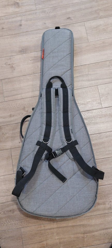 Funda MONO guitarra eléctrica de segunda mano · Foto 2 de 8 · Bizkaia · 100 €