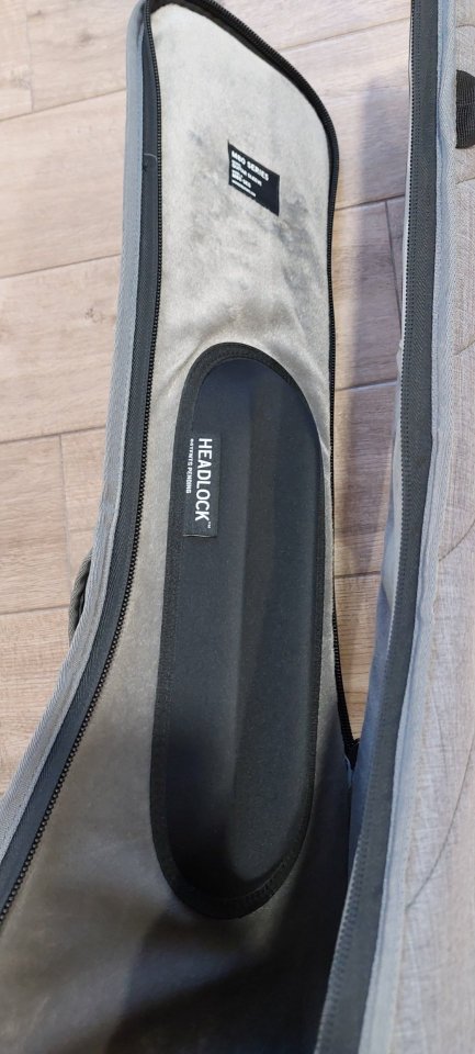 Funda MONO guitarra eléctrica de segunda mano · Foto 4 de 8 · Bizkaia · 100 €