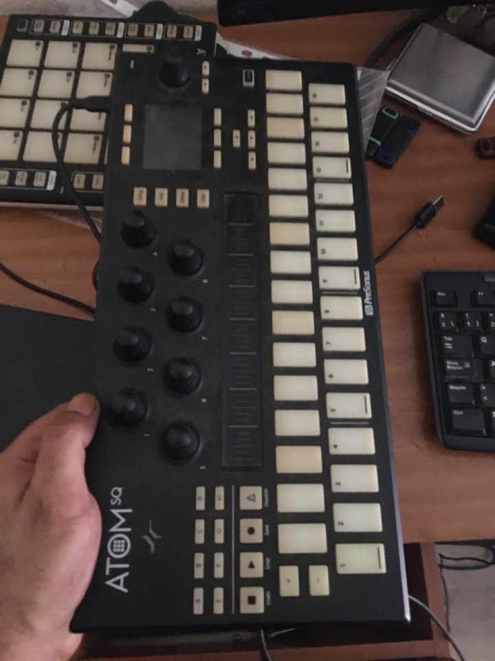 Equipo Presonus Átom y Atom sq, Revelator io24 etc de segunda mano · Foto 3 de 6 · Madrid · 400 €