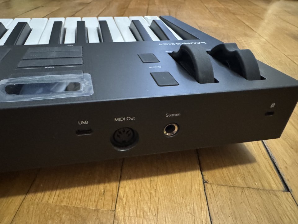Launchkey 37 MK4