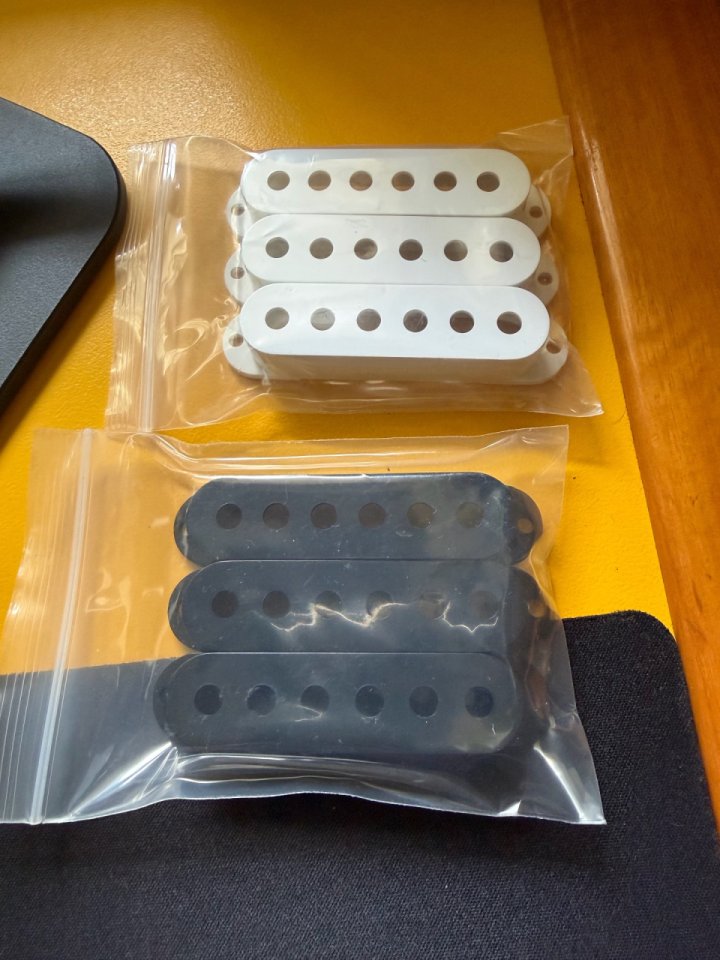 Fender Vintera 70s Telecaster Custom Negra, nueva.