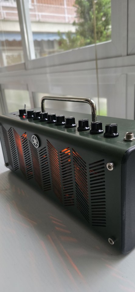 Amplificador Yamaha THX 10 de segunda mano · Foto 2 de 10 · Madrid · 180 €