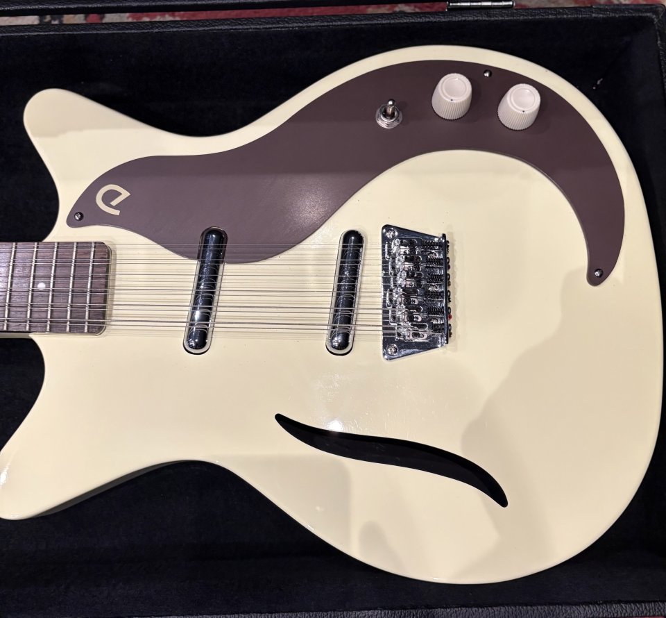 Danelectro 59 Vintage 12 String de segunda mano · Foto 6 de 8 · Lleida · 475 €
